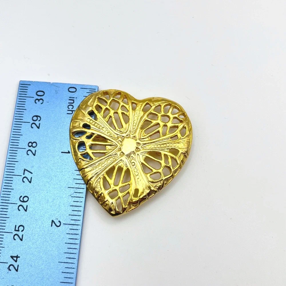 Gold Tone Openwork Filigree Heart Brooch Pin Ornate Sunburst Design 1.75‎ Inch